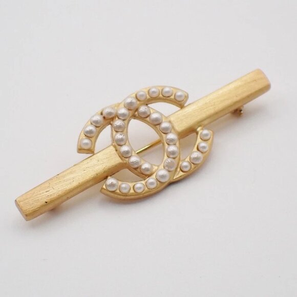 CHANEL CC Logo Imitation Pearl Pin Brooch 01A GHW France Accessory 60KP059 - Picture 2 of 11